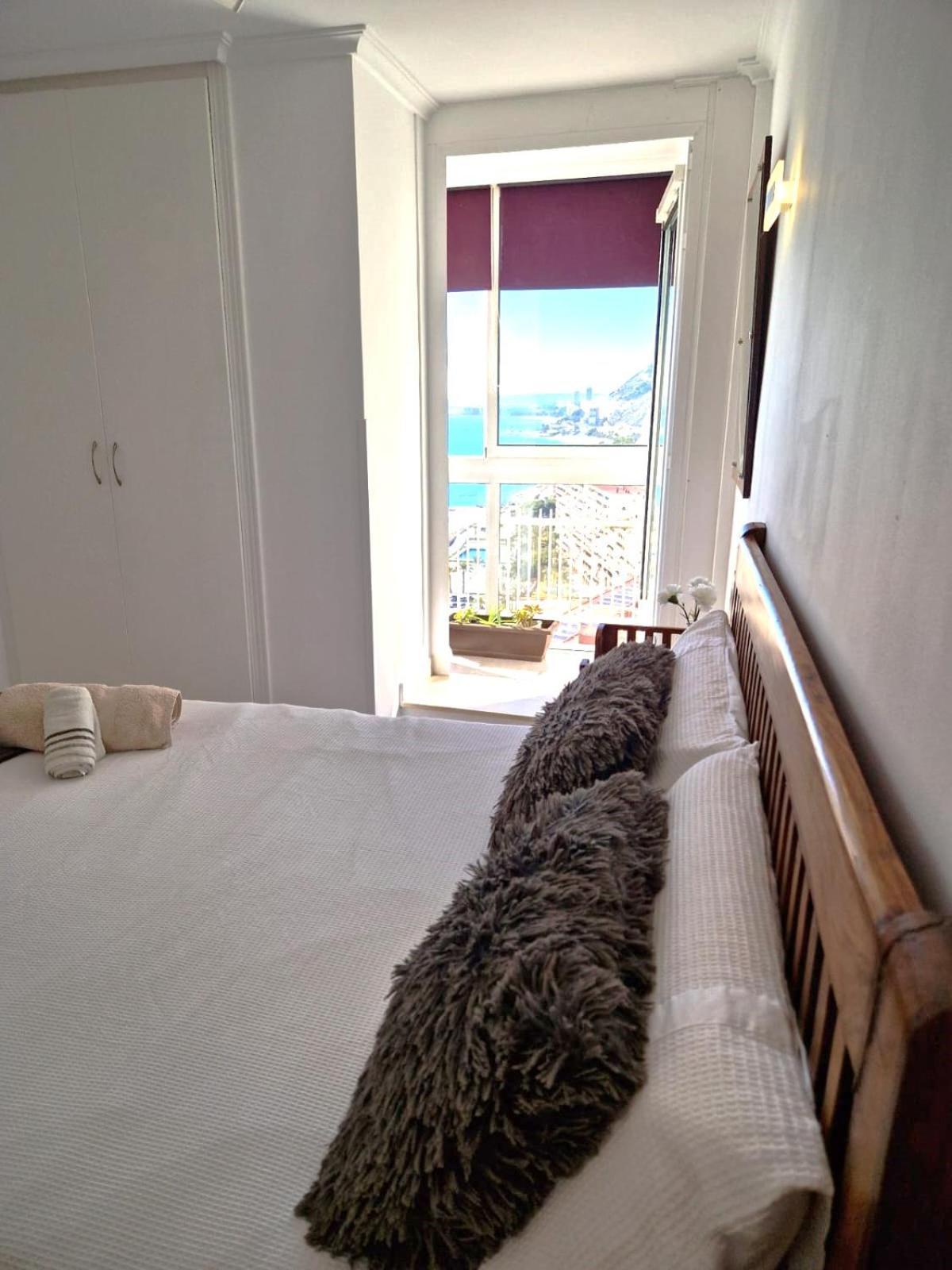 Vistas Al Mar. Gran Salon. Playa A 1 Minuto. Wifi Apartment Alicante Exterior photo