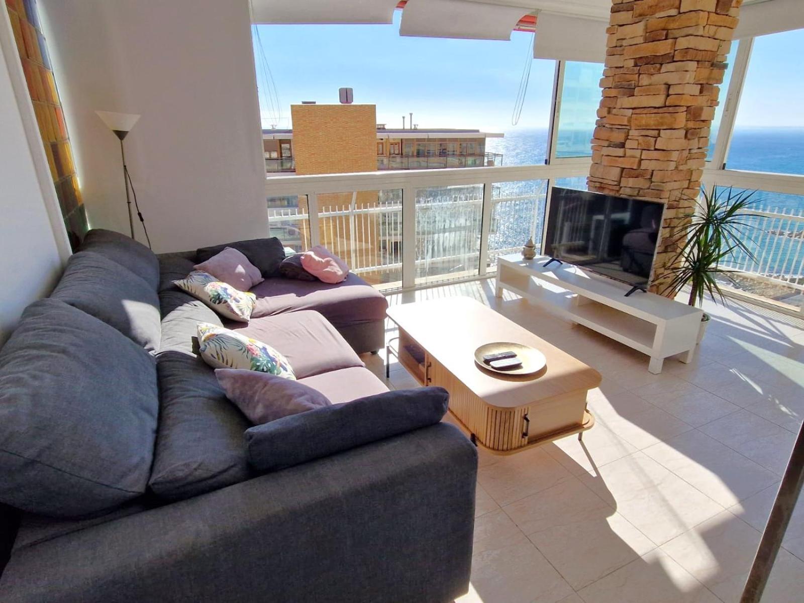 Vistas Al Mar. Gran Salon. Playa A 1 Minuto. Wifi Apartment Alicante Exterior photo